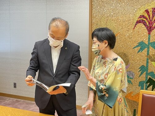 S  7241760 1 500x375 - 読売新聞に記事を載せていただきました